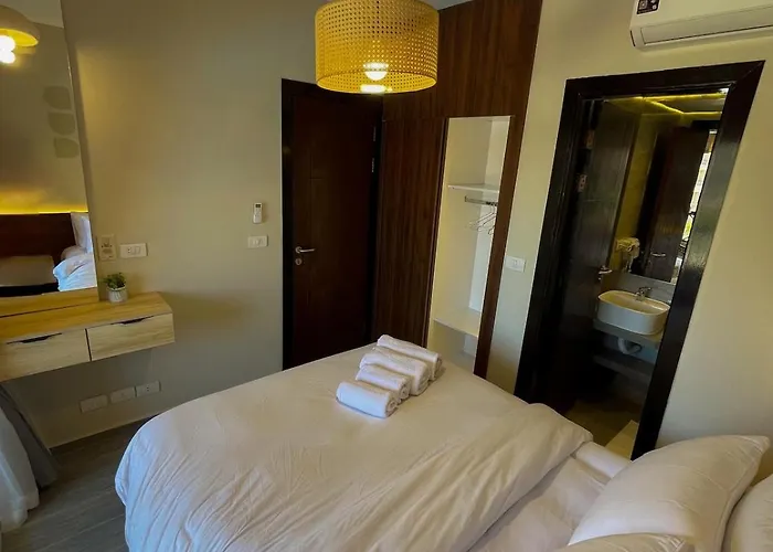 Porto Aqua Park View Near Airport Nabq 公寓